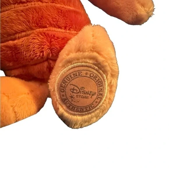 12' Piglet Plush authentic Disney store - Picture 4 of 6